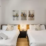 Chaparral - 2 Units - Jacuzzi - Heart Of Old Town