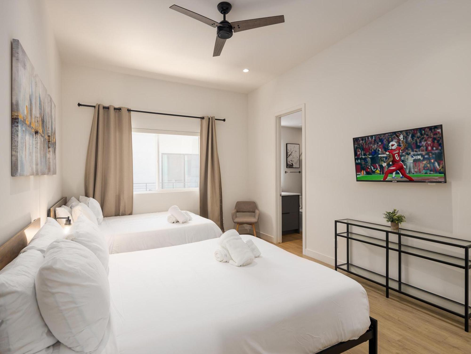 Holiday home Chaparral - 2 Units - Jacuzzi - Heart Of Old Town *