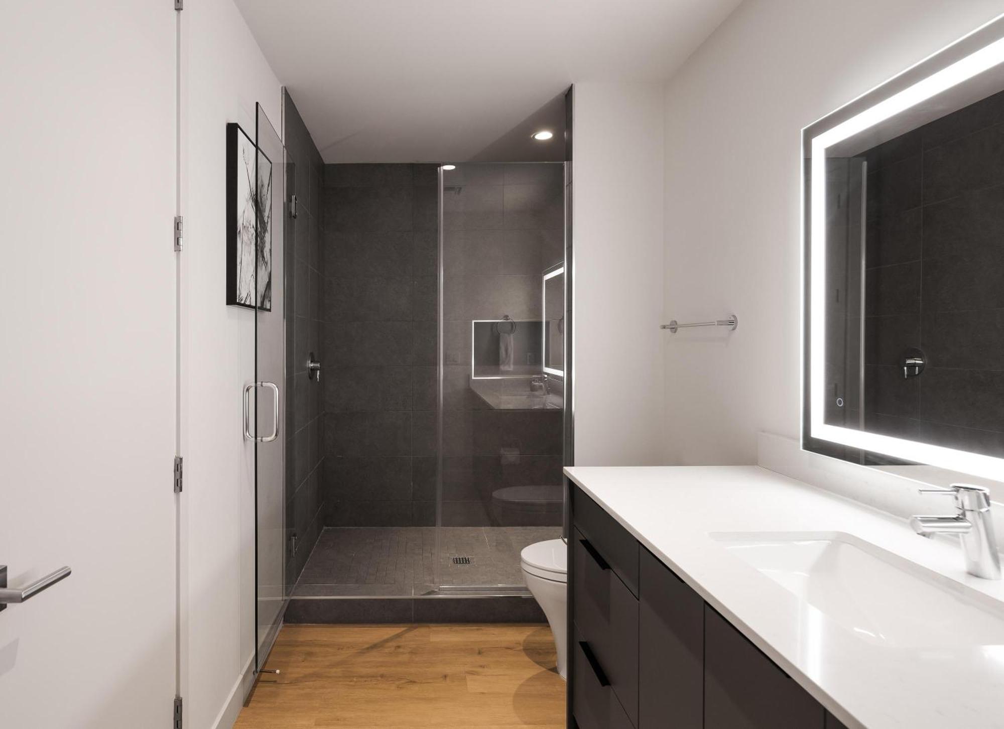 Chaparral - 2 Units - Jacuzzi - Heart Of Old Town