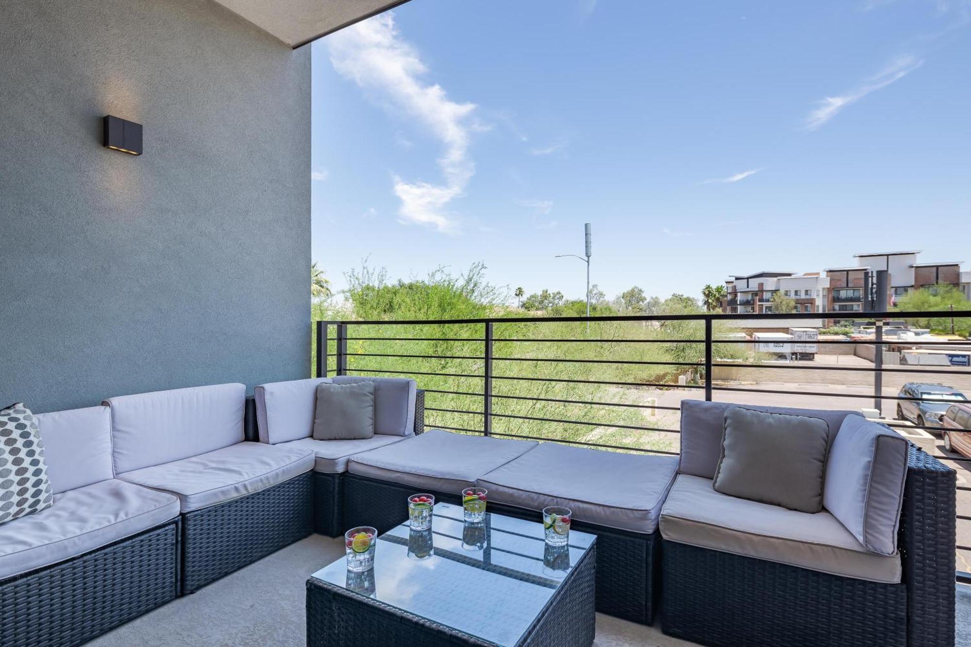 Chaparral - 2 Units - Jacuzzi - Heart Of Old Town Holiday home